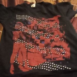 A quicksilver t-shirt and Arizona Jean plaid collared short sleeve